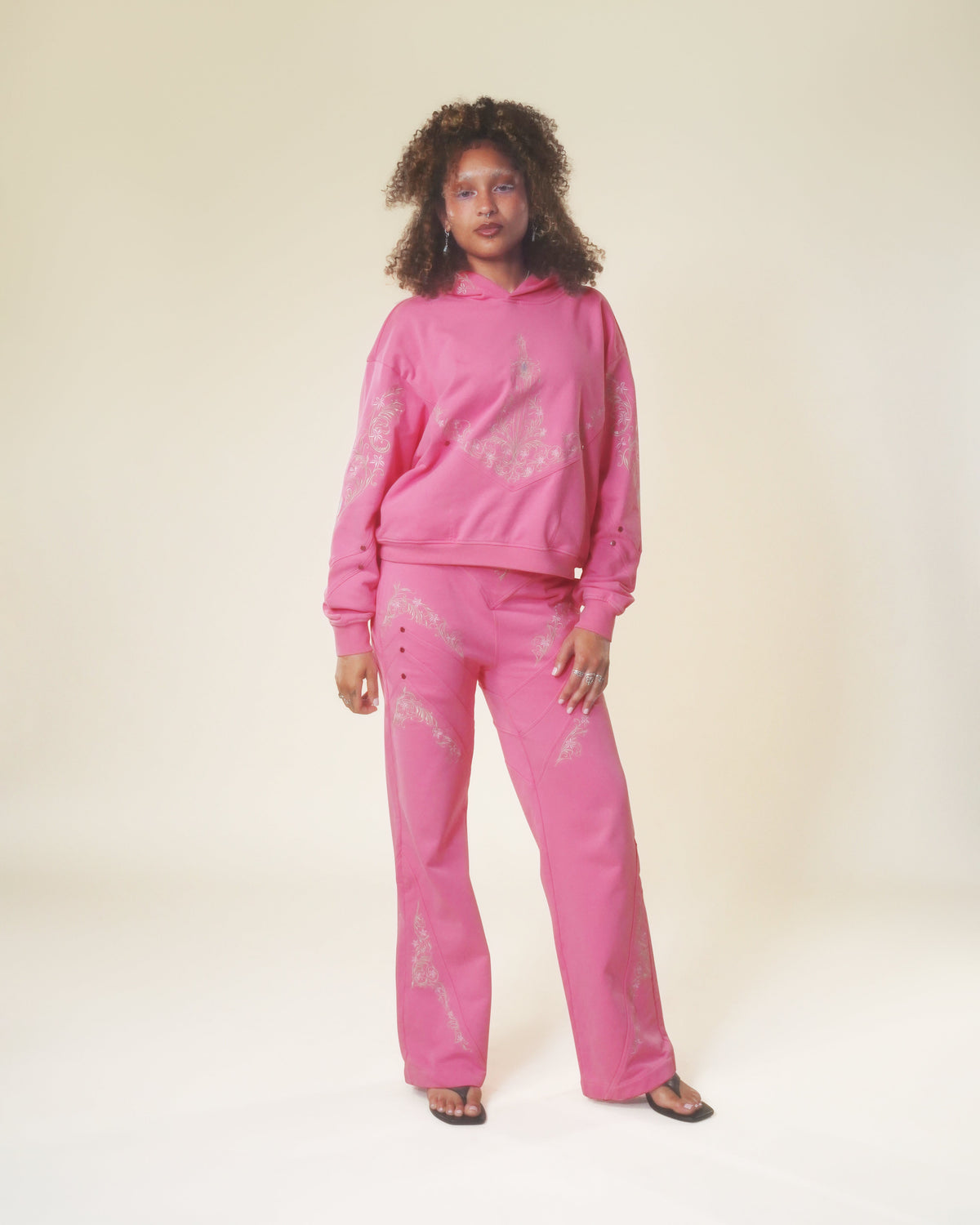Armored Embroidered Set - Pink