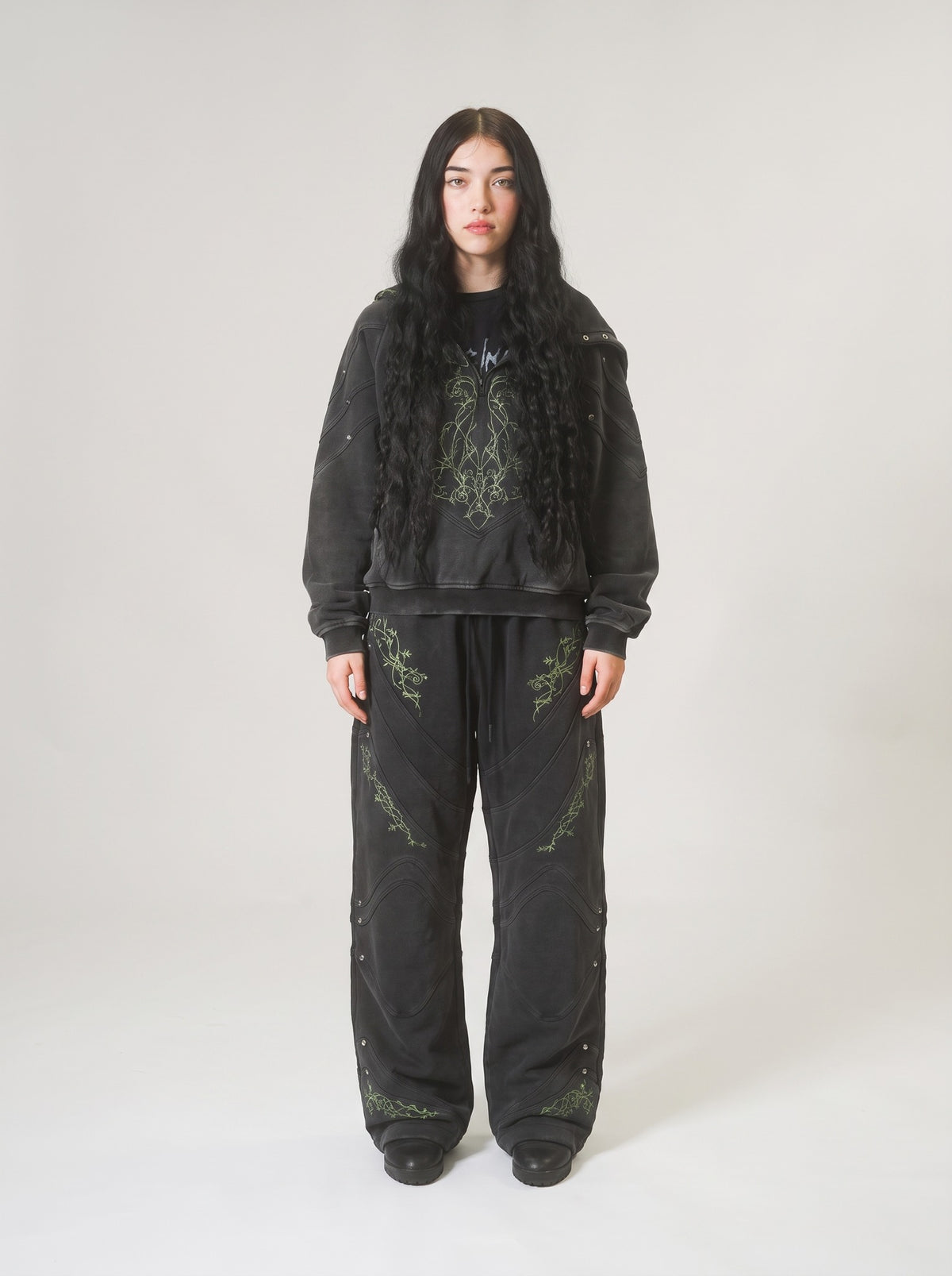 Armored Embroidered Set - Black